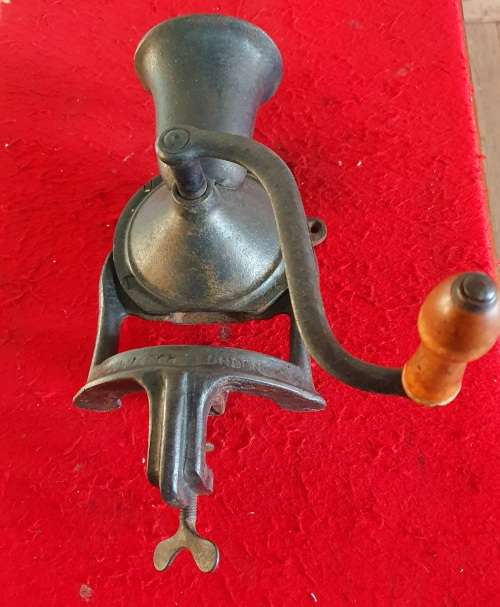 ANTIQUE BIG LOVELOCK LONDON NO.3  COFEE GRINDER. ALL ORIGINAL.