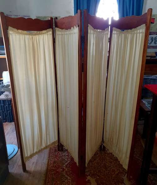 ANTIQUE HUGE 4 PANEL LADIES DRESSING DIVIDER. 1.65M HIGH 2.15M LONG !! 1890s .ULTRA SCARCE FIND !!