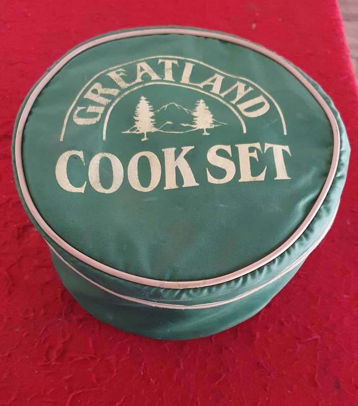 SURVIVAL GREATLAND COOK SET. 4 PIECE WITH BAG.