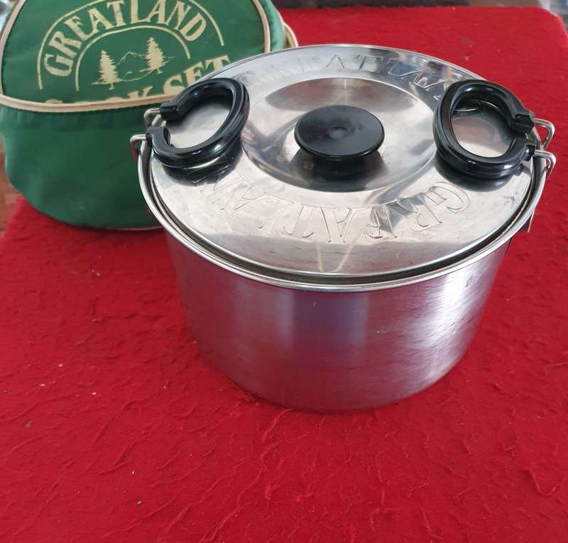 SURVIVAL GREATLAND COOK SET. 4 PIECE WITH BAG.