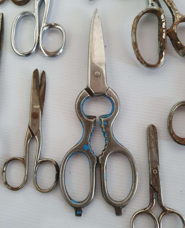 21 X ANTIQUE SCISSORS COLLECTION !! SOME VERY SCARCE !!
