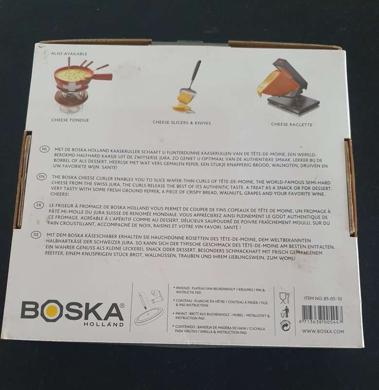 NEW BOSKA HOLLAND CHEESE CURLER. UNOPENED IN THE BOX. UNWANTED GIFT. VALUE OVER R2400 !!