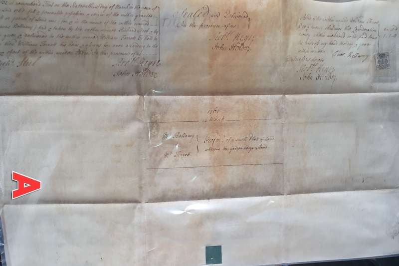 1761 , MARCH 14.  TRIPARTITE INDENTURE DOCUMENT.