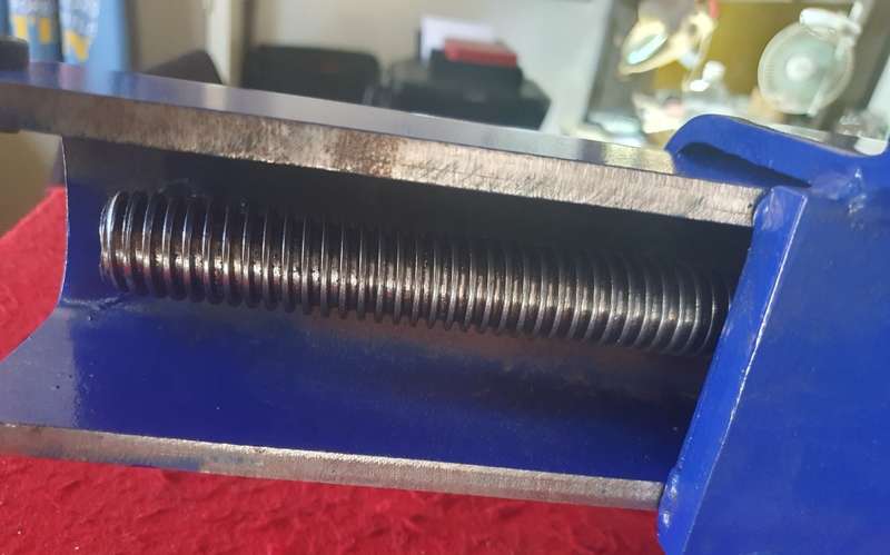 HUGE 20KG / 18CM CLAMP OPENING  BENCH WRENCH. NEVER BEEN USED.
