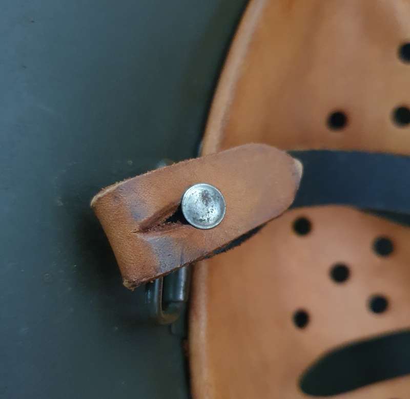 GERMAN BUNDESGRENZSCHUTZ M53 HELMET. ARMY AND POLICE ISSUE. GOOD CONDITION. LEATHER INNER INTACT.