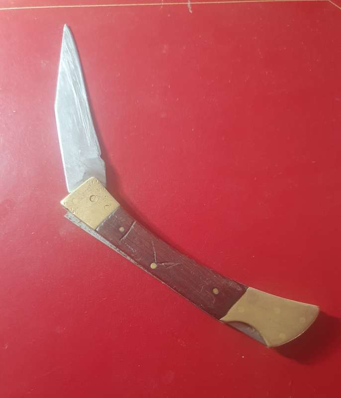 VINTAGE  STAINLESS , WOOD, BRASS FOLDING KNIFE  17 CM LONG.