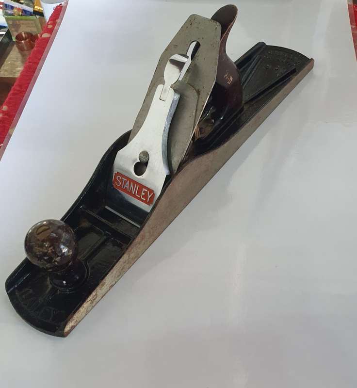 VINTAGE STANLEY BAILEY NO.6 PLANE.