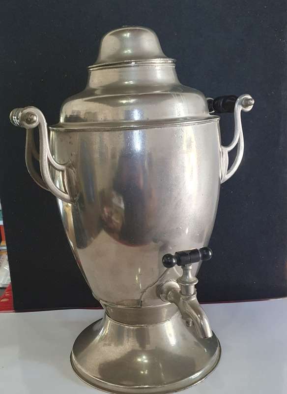 VINTAGE HUGE SAMOVAR / COFFEE POT . 40CM HIGH.