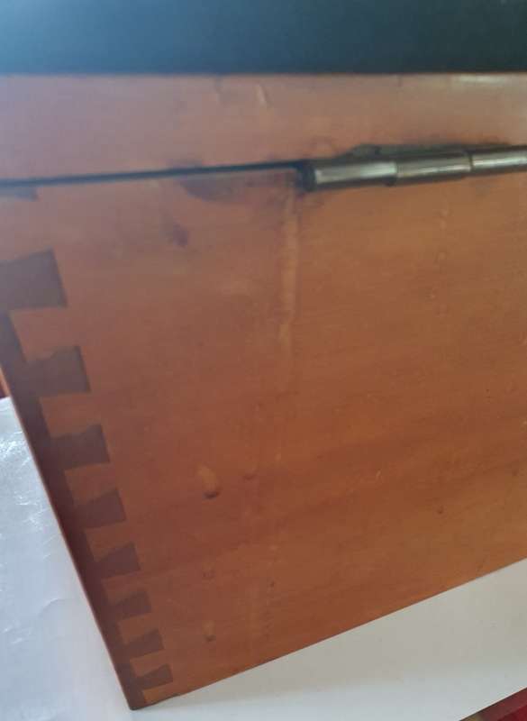 ANTIQUE SOLID YELLOW WOOD BIG HARBERDASHERY KIST. 52CM LONG . REMOVABLE SHELF