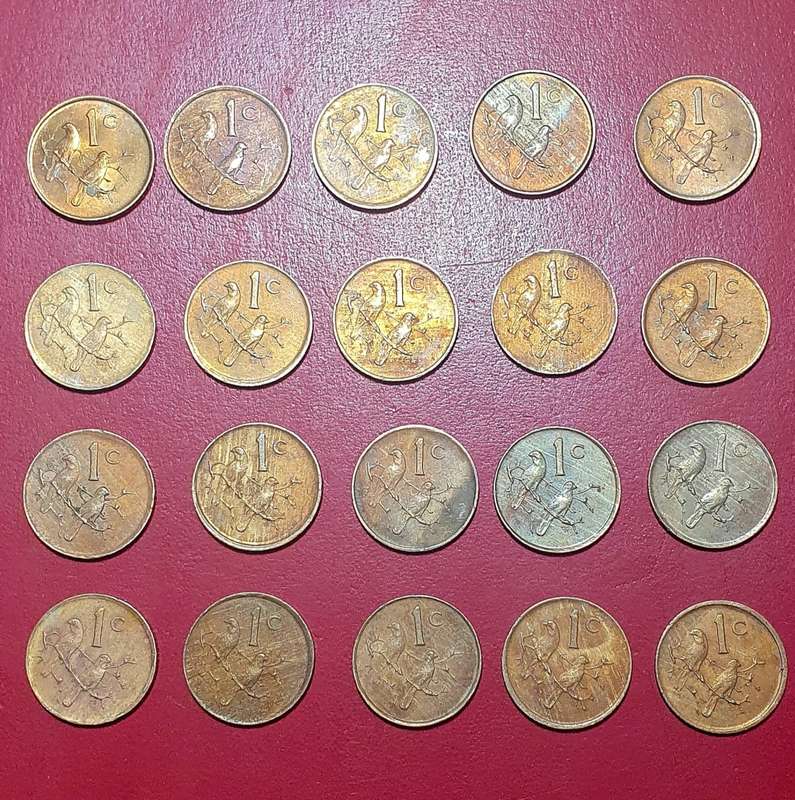20 X 1982 RSA 0NE CENT COINS . UNC TO CIRC. ONE BID FOR ALL.