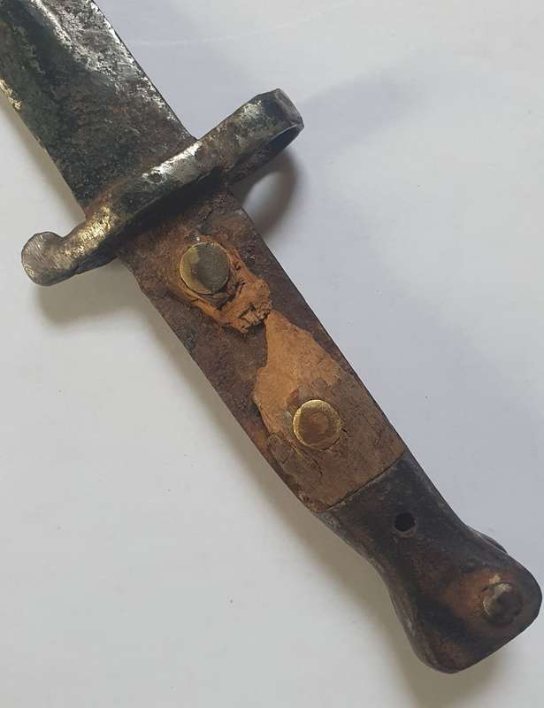 ANGLO BOER WAR LEE METFORD 1898 BAYONET. SALVAGED FROM VEGKOP REGION. KAROO.