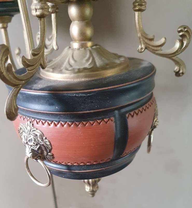 HUGE ANTIQUE 3 LIGHT CHANDELIER. EXCEPTIONAL DETAIL !!