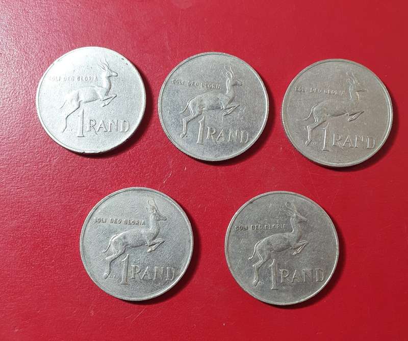5 X ONE RAND COINS. EXCEPTIONAL CONDITION. ONE BID FOR ALL.