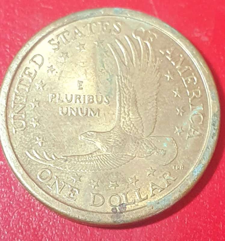 SCARCE ONE USD - 2000 P SACAGAWEA COIN ( B )