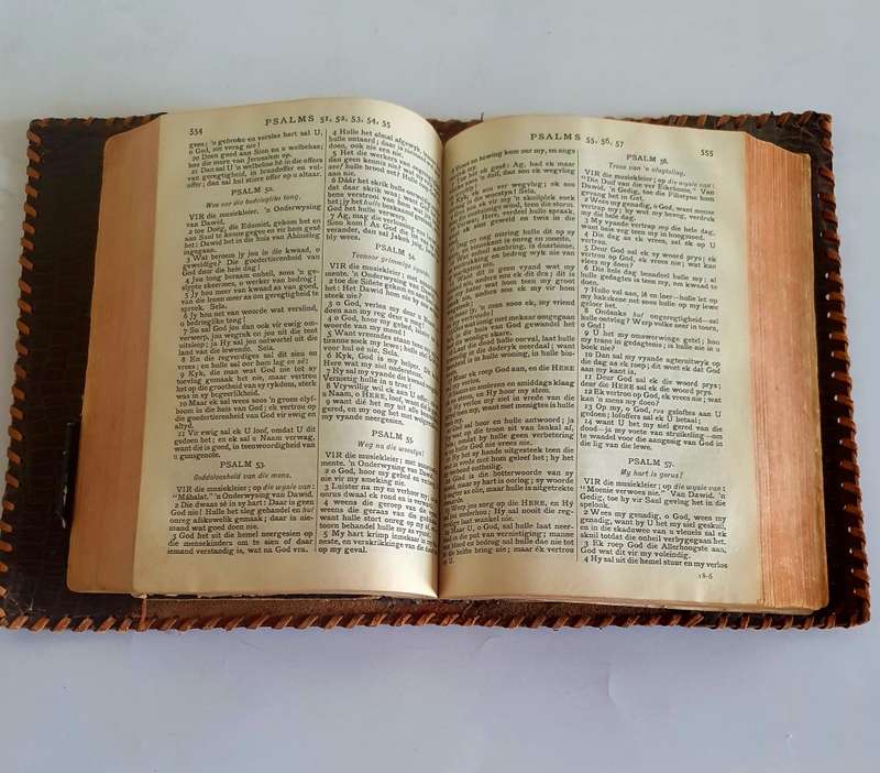 1933 Afrikaans Bible (First edition of the first Bible published in the Afrikaans language)