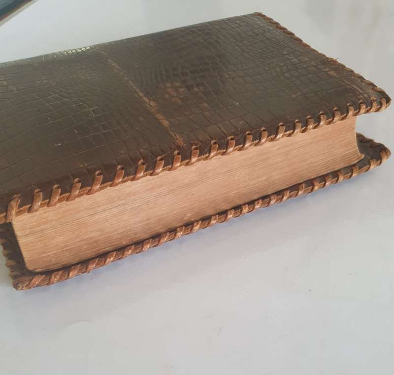 1933 Afrikaans Bible (First edition of the first Bible published in the Afrikaans language)