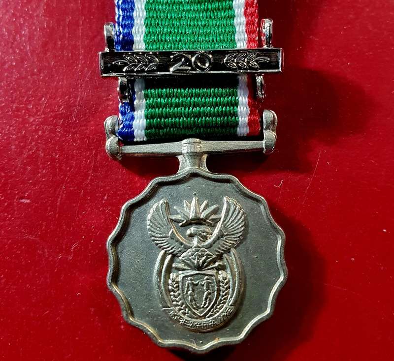 20 YEAR GOOD SERVICE MEDAL. INCL. BAR . SANDF  - MINIATURE.