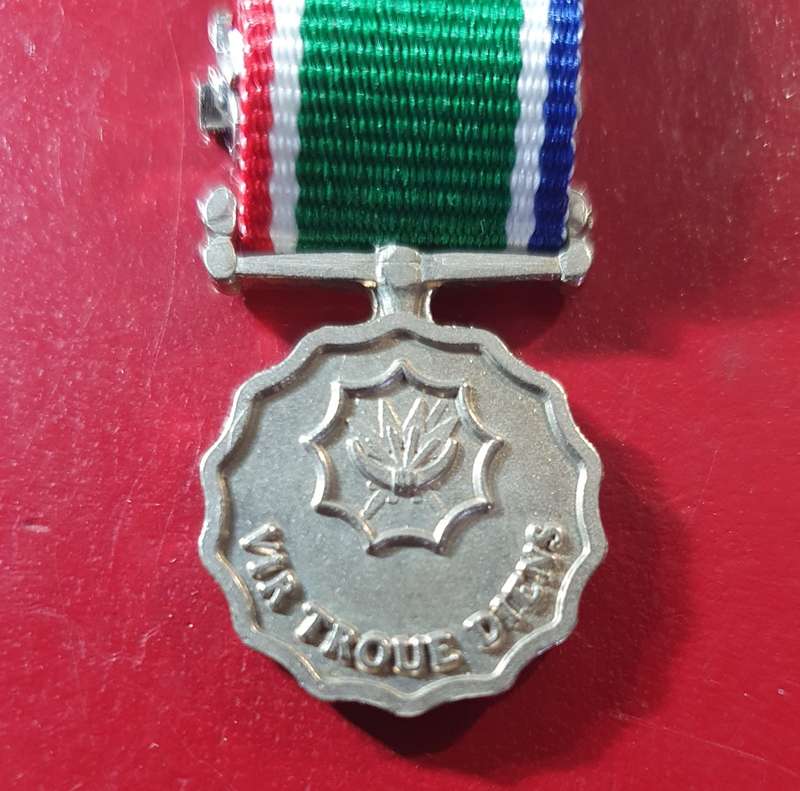 20 YEAR GOOD SERVICE MEDAL. INCL. BAR . SANDF  - MINIATURE.