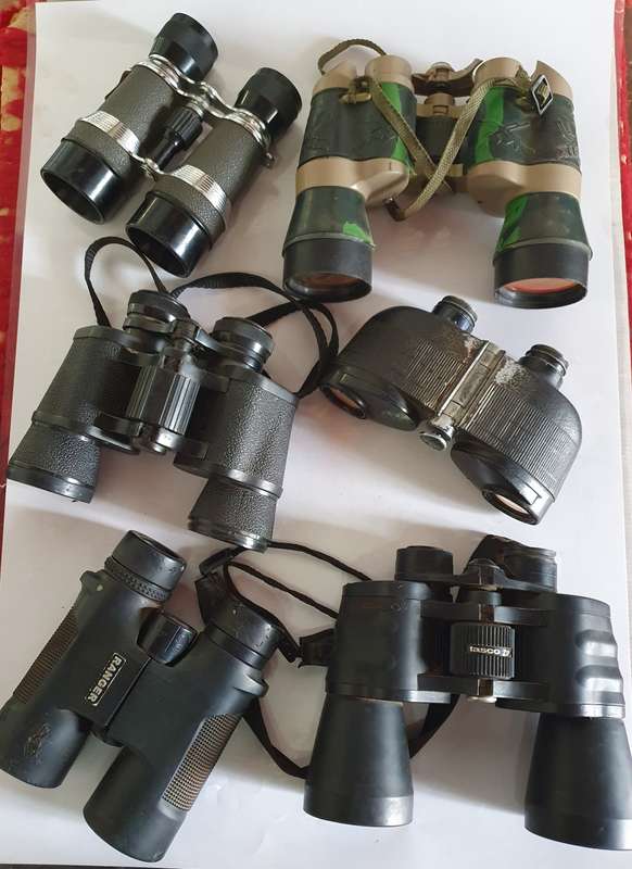 6 X BINOCULARS INCL. RANGER, TASCO,VANGUARD, ETC FOR REST0RATION JOB OR PARTS. ONE BID FOR ALL.