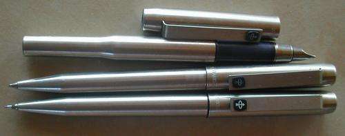 PARKER FOUNTAIN PEN & PENCIL & BALL POINT PEN SET!!
