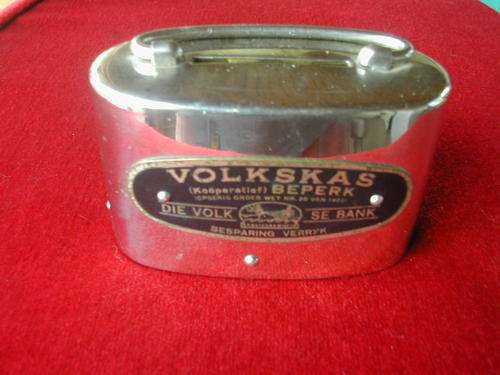 VOLKSKAS BANK SPAARBUSSIE. BAIE OUD !! AFRIKANA SKAT!!!
