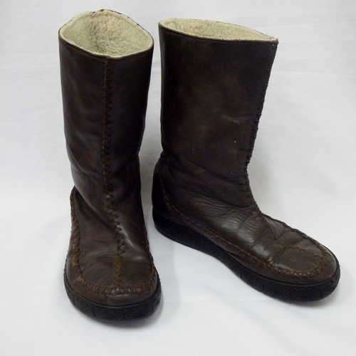 Tsonga brown leather boots - Size : 40 (7) - Like new - A new pair is R500