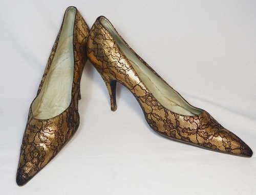 Vintage gold colour high heels with black lace pattern