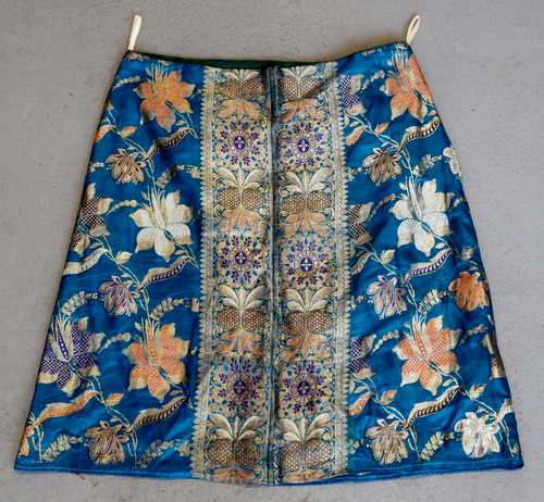 Vintage Missfit skirt - Lined - Lovley skirt - 55 cm long Waist 37 cm