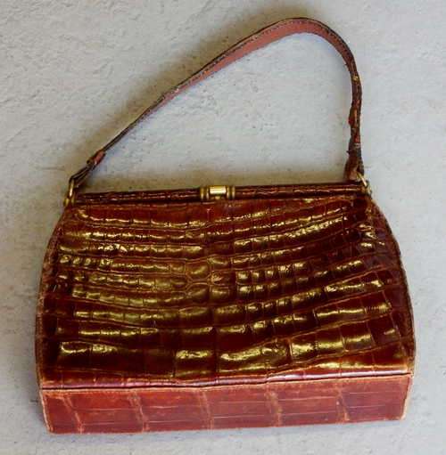Vintage Crocodile brown handbag - Bag size 21 x 20 cm