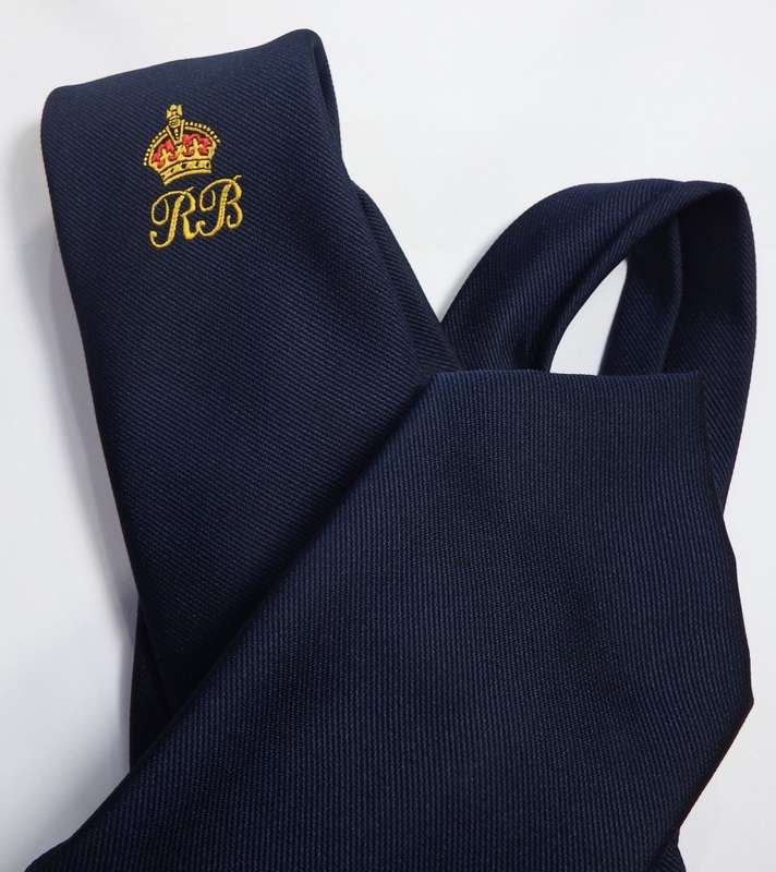 Vintage tie with RB kings crown emblem - Length 142 cm
