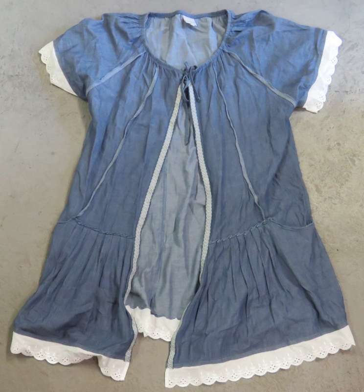 100 % Cotton LTD top with lace - Size 36 - More sizes in description below