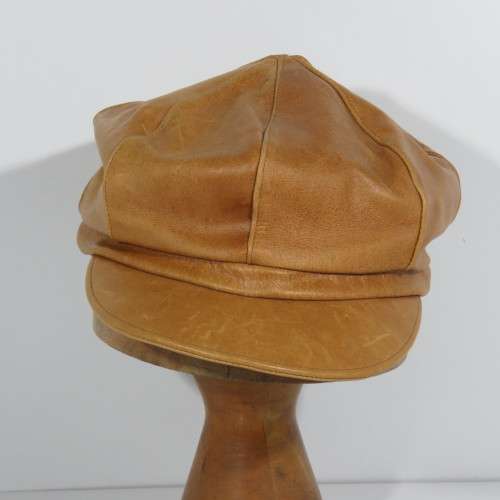 Vintage Italian Benelli leather cap - Size 55 cm