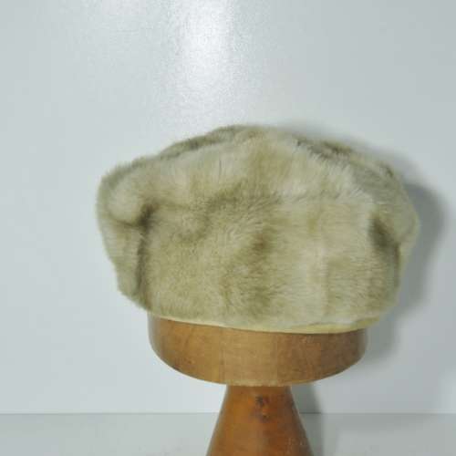 Light colour fur hat - 54 cm