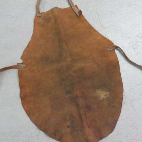 Early 1900`s blacksmith`s leather apron - Original - Size 64 x 44 cm