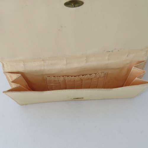Vintage gold pattern clutch bag