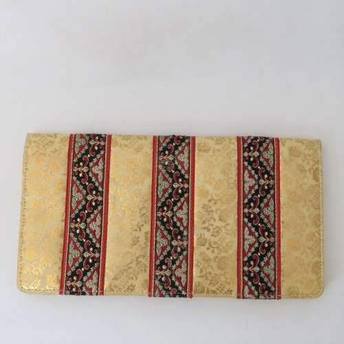 Vintage gold pattern clutch bag