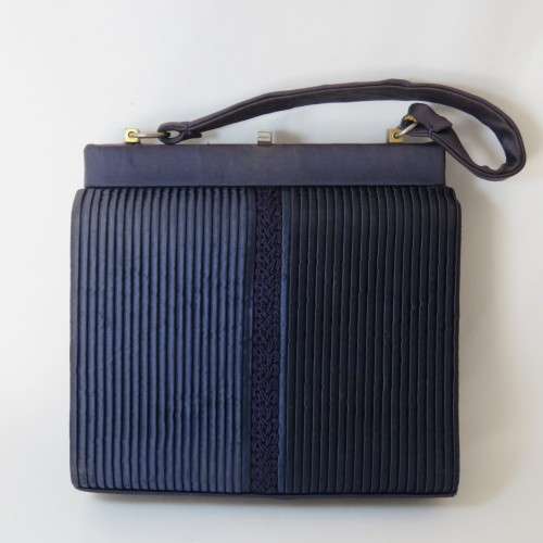 Vintage small blue handbag