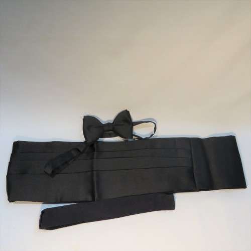 Vintage Cravateur Cummerbund - Black with bowtie - Cummerbund length 110 cm