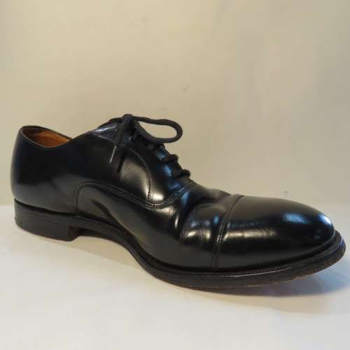 Church`s Shoes pair of calf leather oxford black formal shoes - Size 8 - Barely warn
