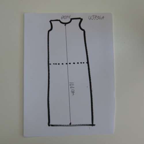 Beautiful wedding dress - Used Once - Needs a clean at bottom - Sizes shown in pictures