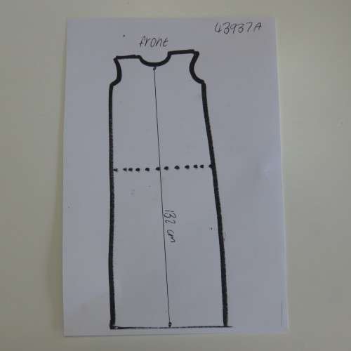 Beautiful Bride and Co. wedding dress - Like new - Sizes shown in pictures