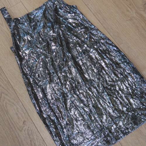 Lavender ladies dress - Size medium - Total back length 60 cm - Armpit to armpit 39 cm