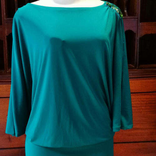 Beautiful emerald green evening dress with bling-bling beading detail - Size 16