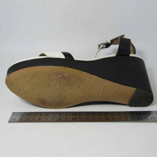 Trenery All Leather black and white wedges size 7 - almost new
