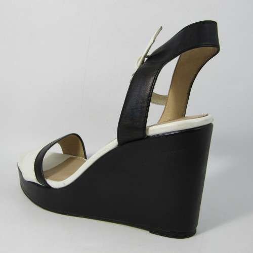 Trenery All Leather black and white wedges size 7 - almost new