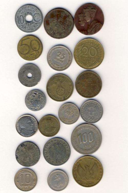 Lot of 20 mixed international coins as per scan