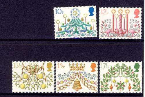 Great Britain Christmas 1980 set of 5 mint stamps as issued