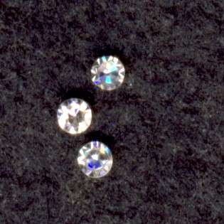 Lot of 3 x half pointer diamonds - small, but colour G and flawless