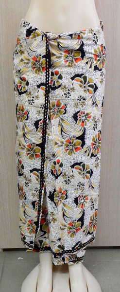 New one size fits all skirt (bind up) - Length from waist to hemline : 101 cm
