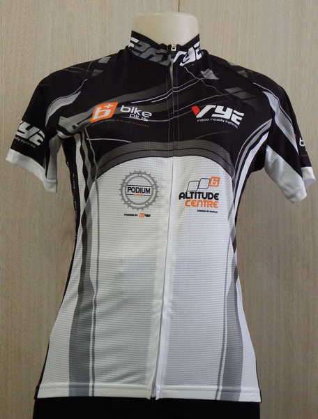 Brand new Vye Cycles ladies sportline cycling shirt - Size : XS